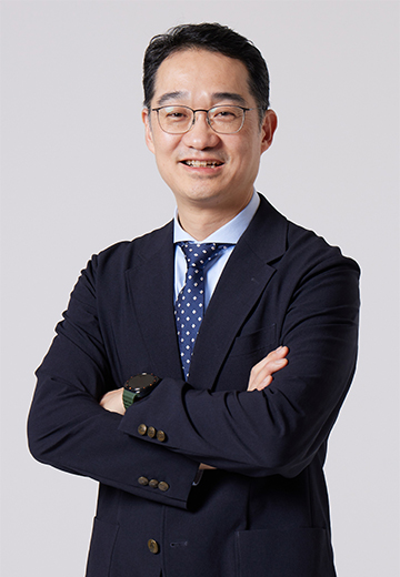 Yong-Young Noh